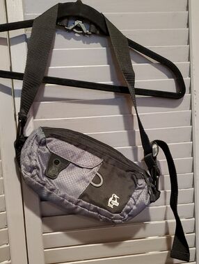 CHUM'S Large Trekker Waist/Fanny Pack Black/Gray